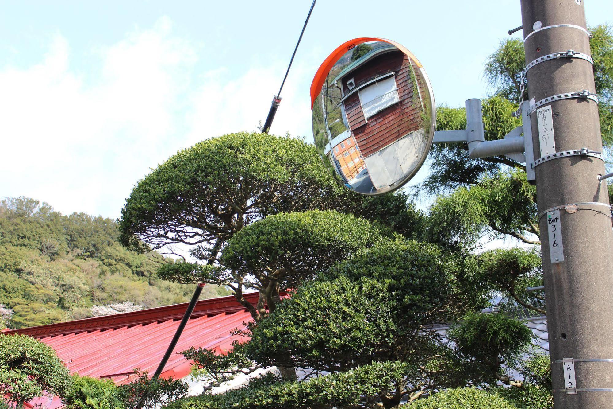 Hakone Guesthouse Toi Екстер'єр фото